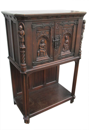 English Style Oak Cabinet