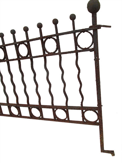 Wavy Ball Top Iron Fencing