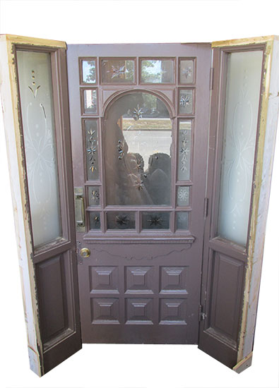 Entryway With Wheel Cut Glass