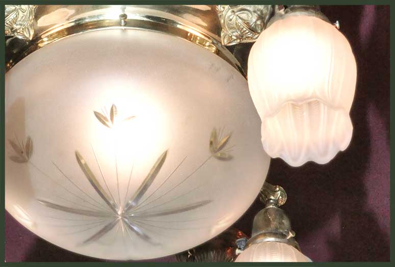 Four-Armed Bowl Light