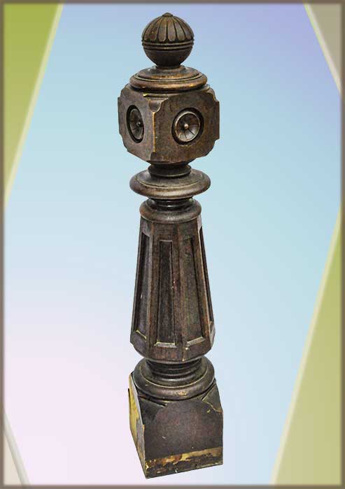 Newel post with sphere top