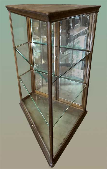 Asymmetrical 3-Shelf Corner Showcase